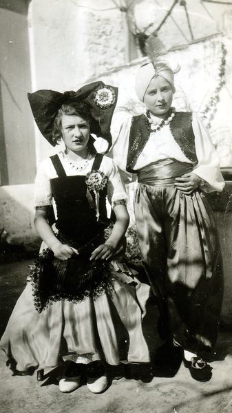 o rest c d'argent à gauche Bathou Laperle et à droite Jul