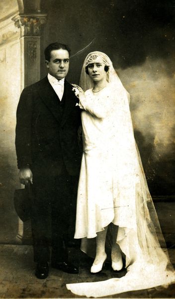 f Photo de mariage de jean Coudin et de Madeleine Poirier