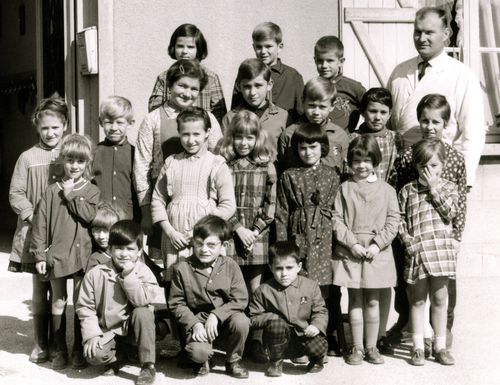 Classe unique à La Chapelle sur Chezy. A lgauche de Jean-C
