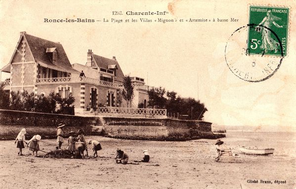 Villas sur le brise-lame