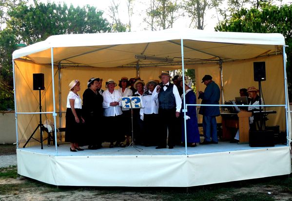 La troupe des Chantonnants lors de son récital
